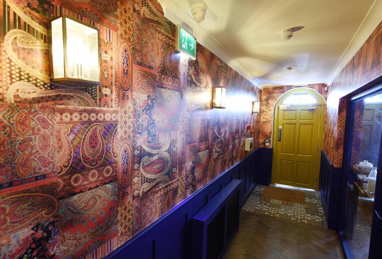 Walter'S Place Carrickfergus Exterior photo